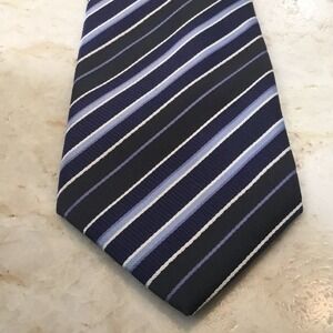 EXECUTIVE DIVISION TIE